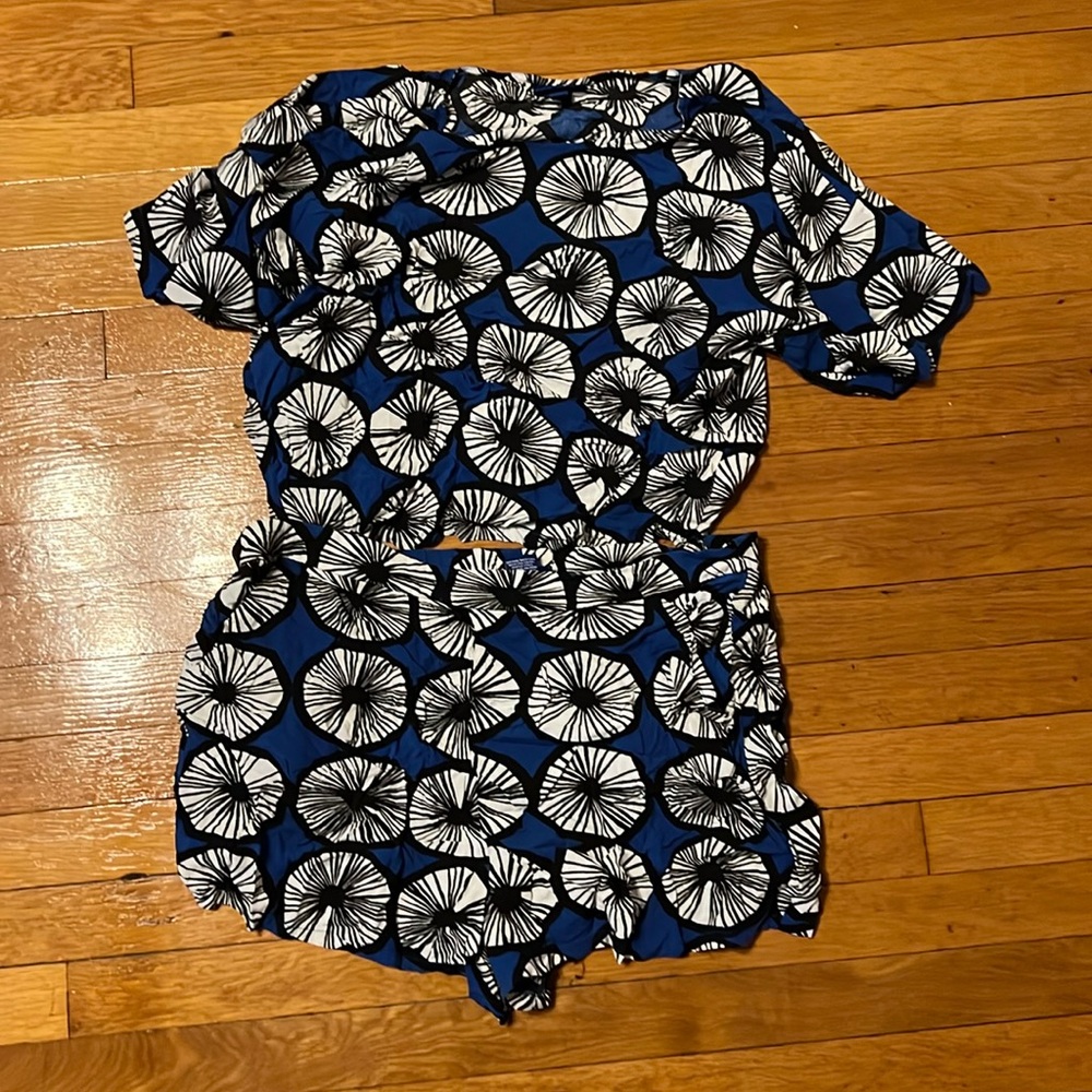 Marimekko shorts and short sleeve shirt